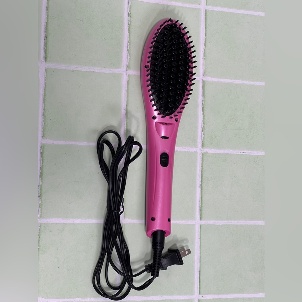 Heated Straightening Brush